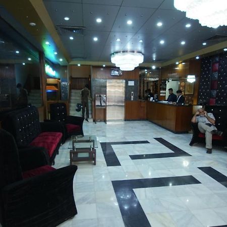 Faran Hotel Karachi Exteriör bild